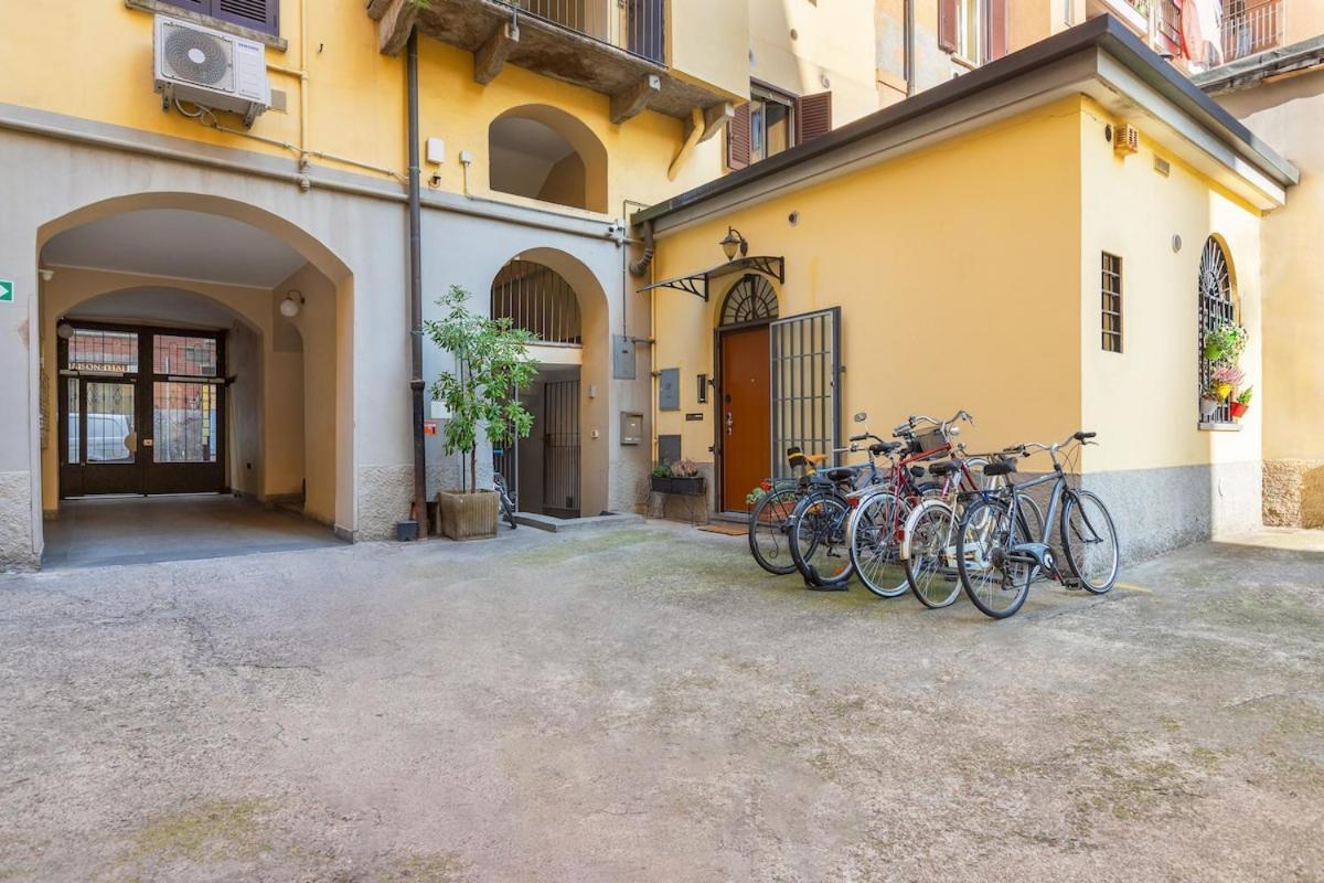 Navigli Darsena Celebrity House Milan